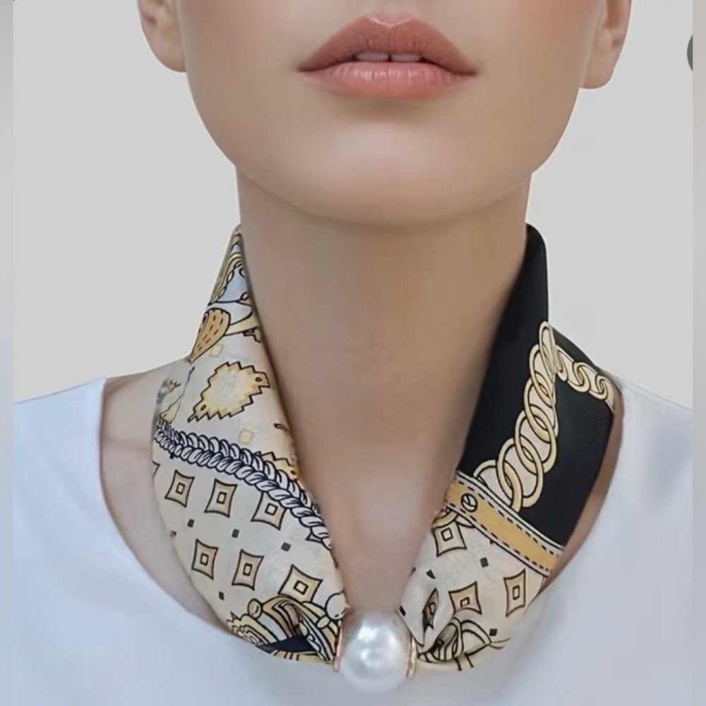 Elegant Vibrant Street Style Print Pattern Short Silky tie Neck Wrap Scarf. New